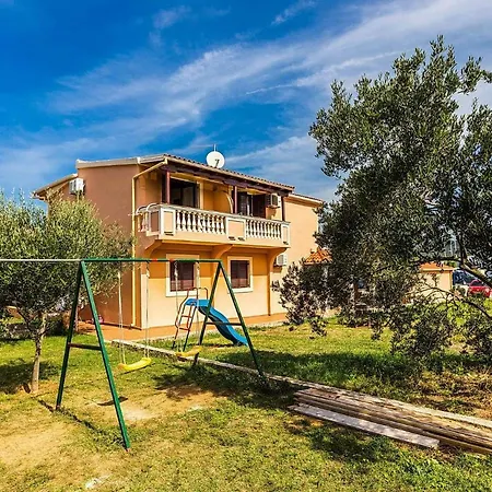 Apartment Vesna *